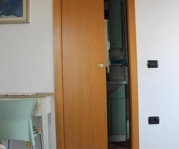 アパート Stella Angela